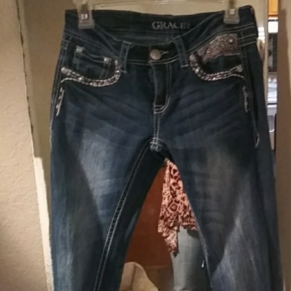 Women's jeans grace in l.a.